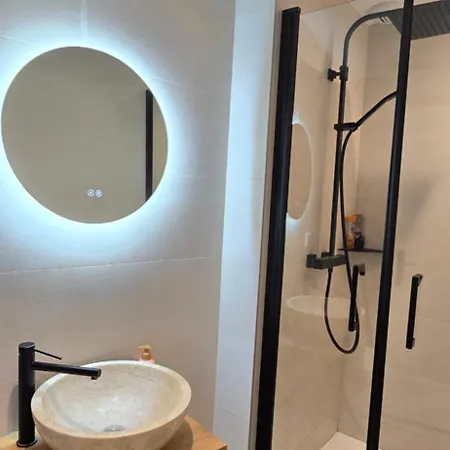Thesecret 8 Couchages, Sanctuaires Et Gare 5mn Climatise , Salle De Sport Terasse 아파트