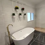 Thesecret 8 Couchages, Sanctuaires Et Gare 5mn Climatisé , Salle De Sport Terasse *